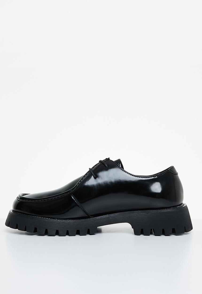 PC - Trout lace up hi shine leather - black