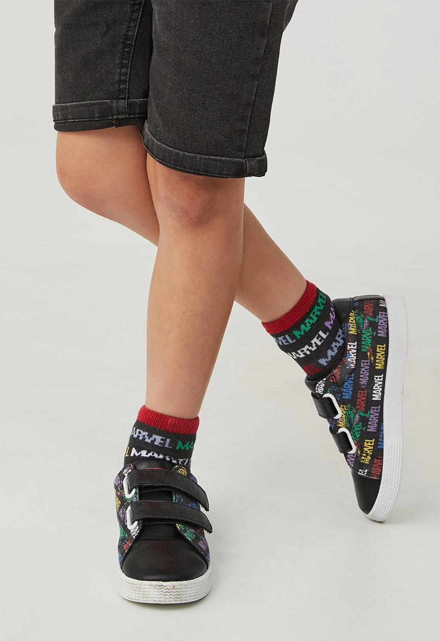 Cotton On - Licensed double strap trainer - lcn mar marvel logo/multi repeat