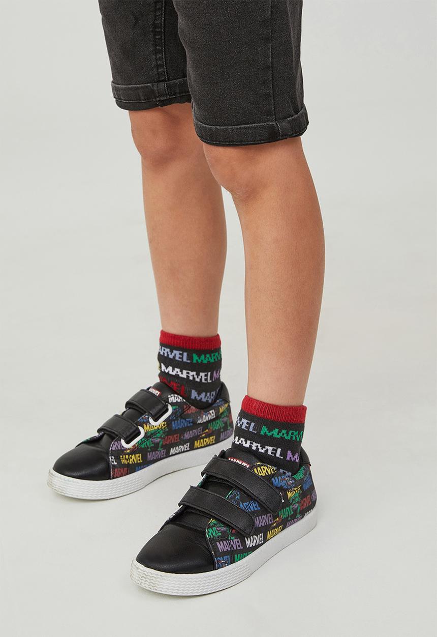 Cotton On - Licensed double strap trainer - lcn mar marvel logo/multi repeat