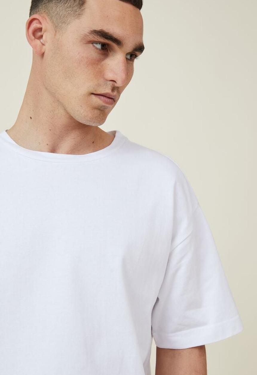Cotton On - Box Fit Tee - white