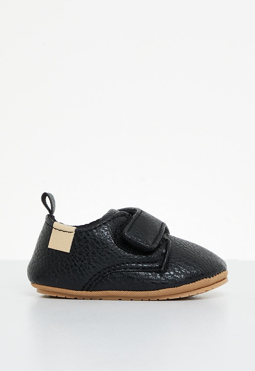 Pop Candy - Soft sole shoe with velcro strap - black