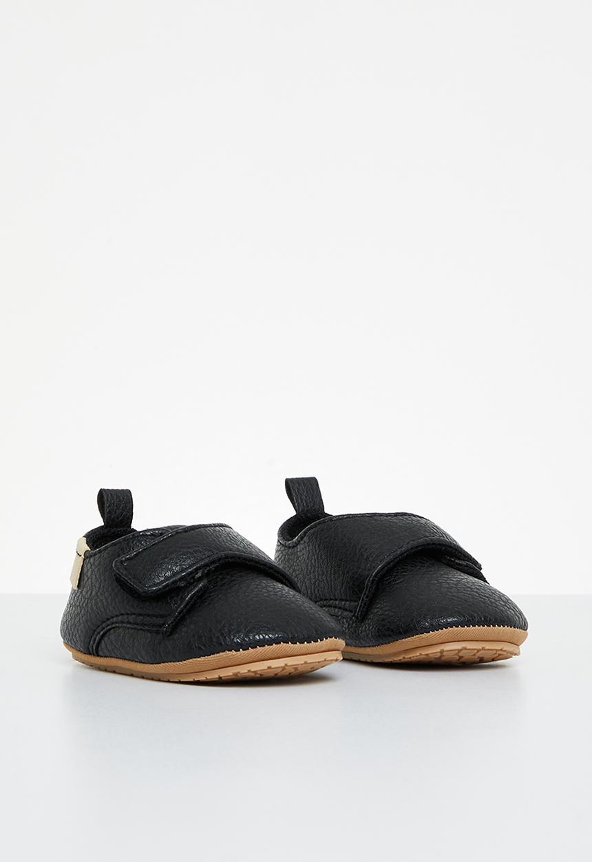 Pop Candy - Soft sole shoe with velcro strap - black