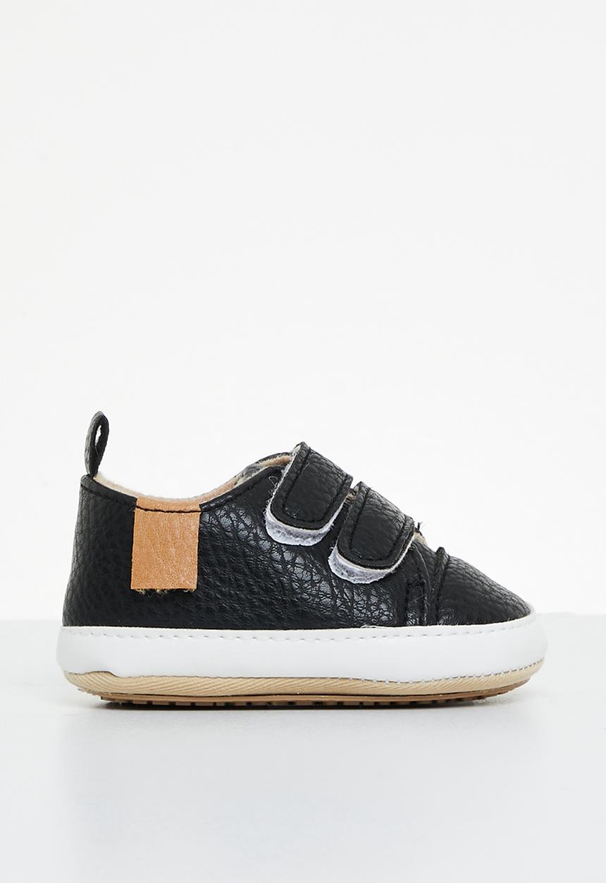 Pop Candy - Velcro strap soft sole shoe - black