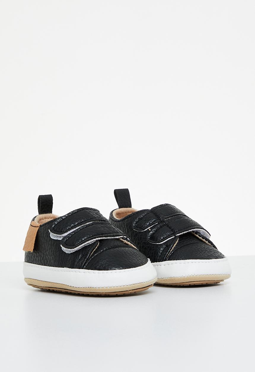 Pop Candy - Velcro strap soft sole shoe - black