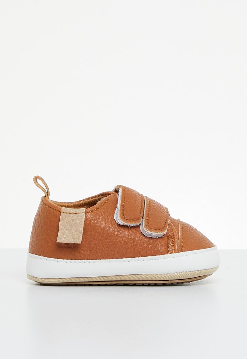Pop Candy - Velcro strap soft sole shoe - brown