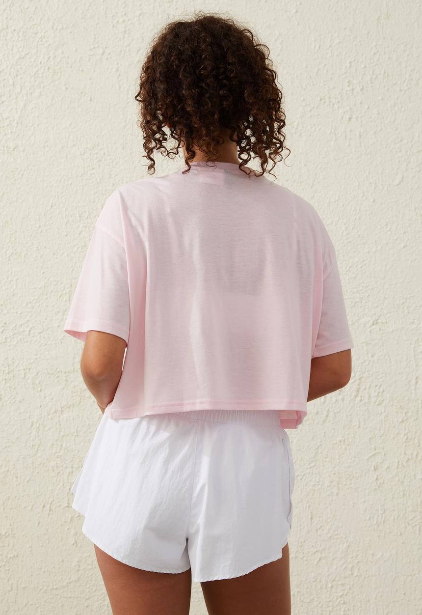 Cotton On - Relaxed active recycled graphic T-shirt - blushing bride