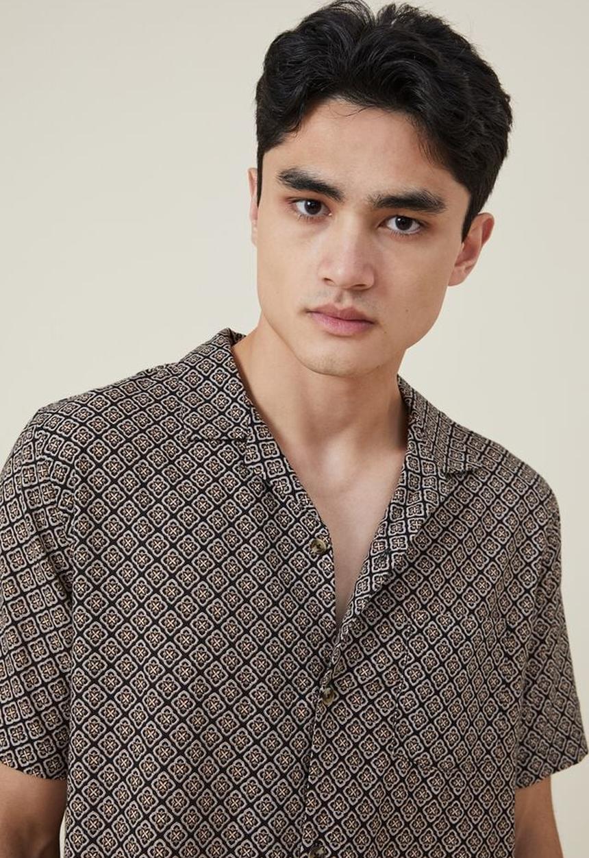Cotton On - Riviera short sleeve shirt - black tile