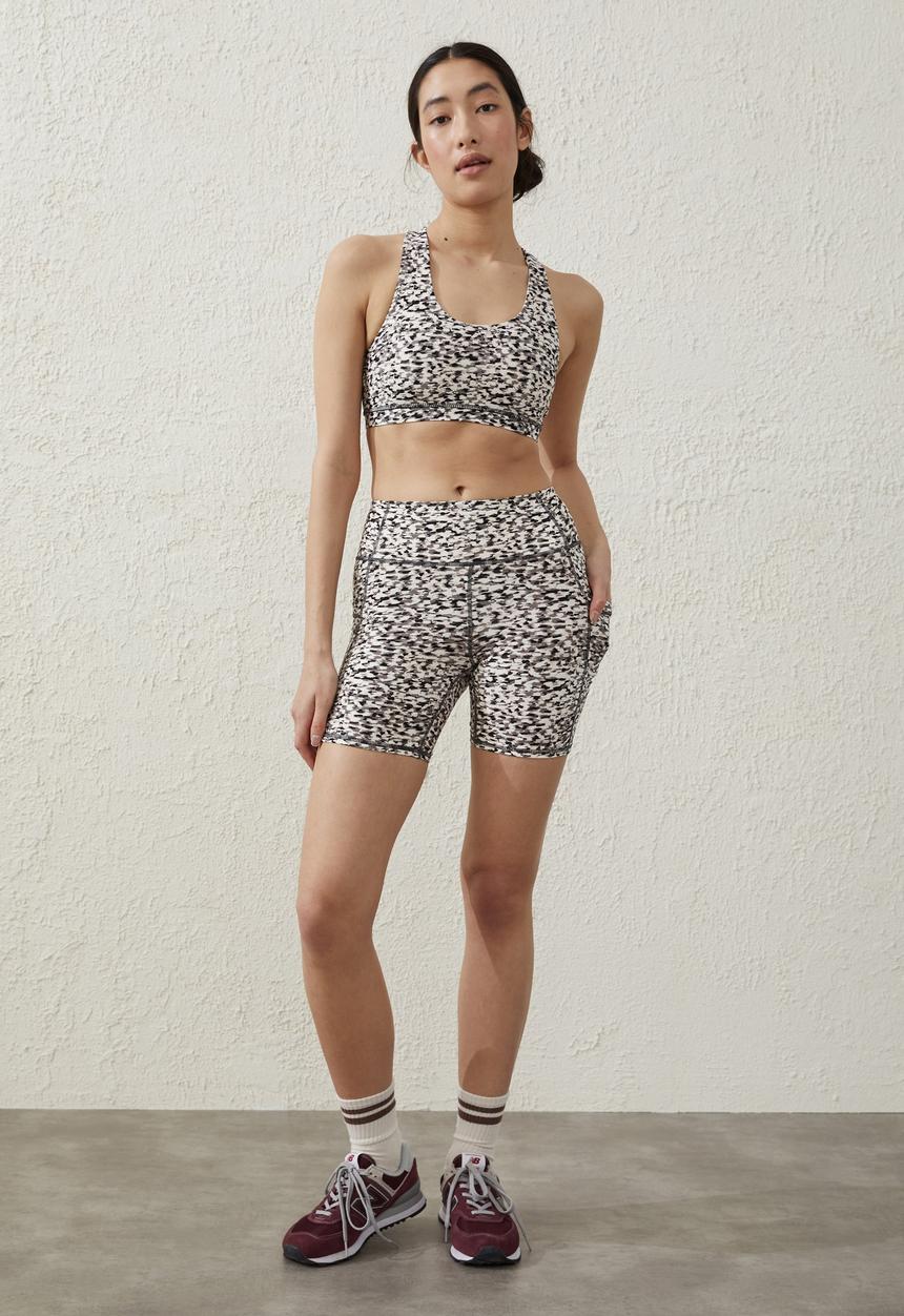Cotton On - Ultra soft booty lift pocket bike short - painterly texture neutrals
