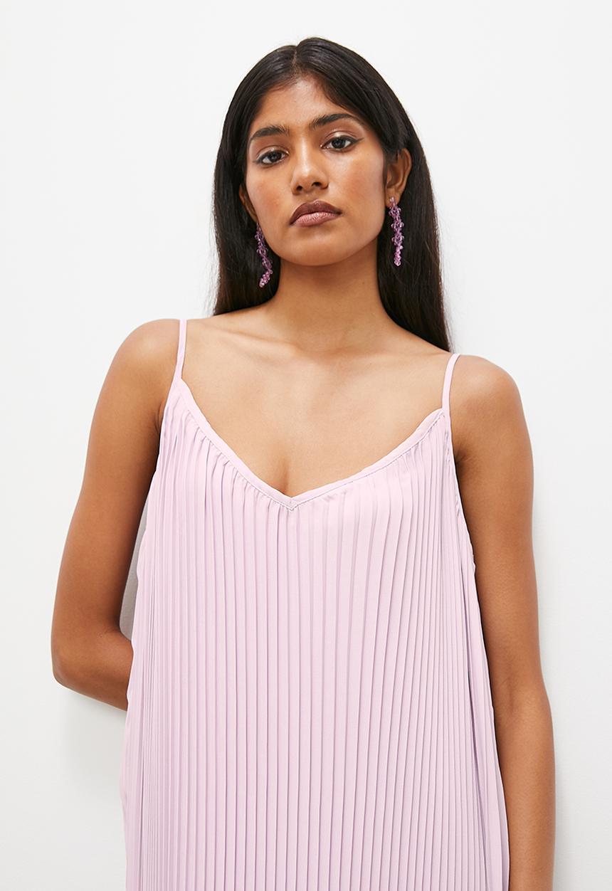 VELVET - Cami pleated trapeze maxi dress - lavender fog