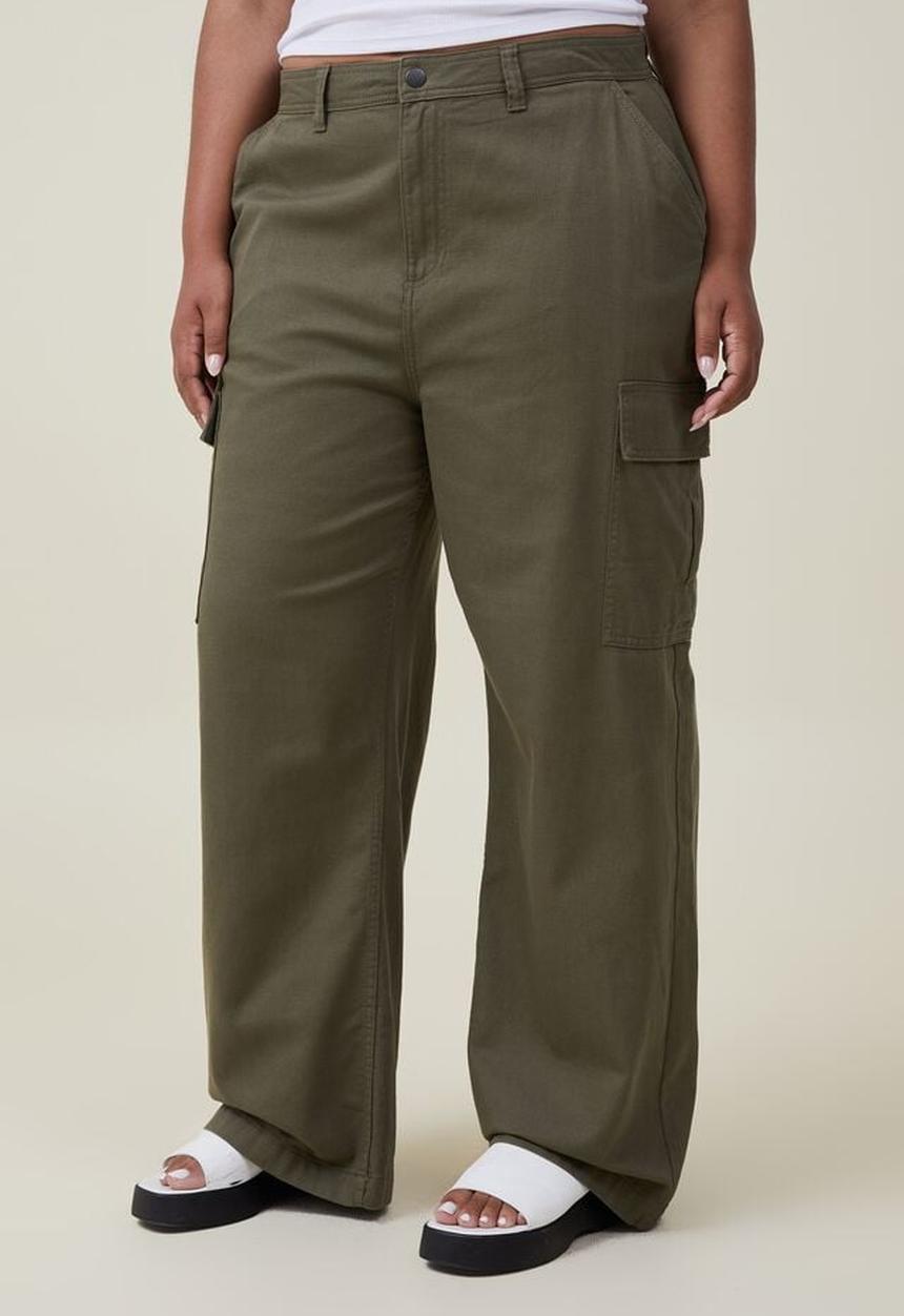 Cotton On - Curve bobbie cargo pant - soft olive