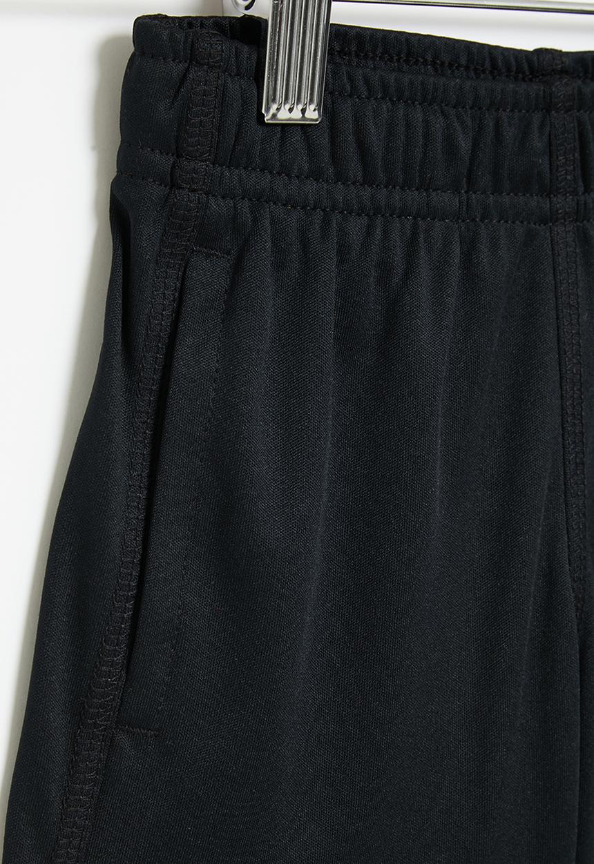 Nike - Nkb perf swoosh shorts - black