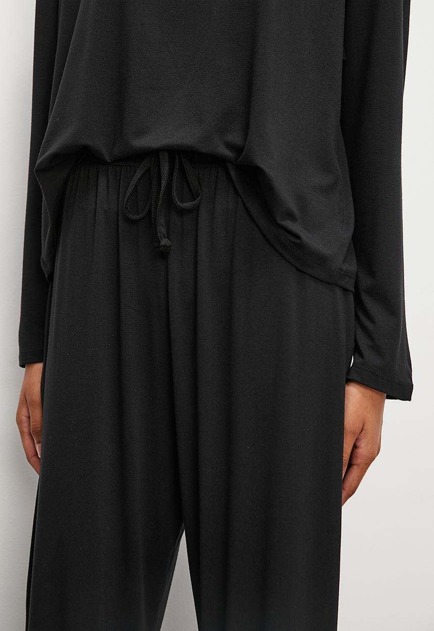 Superbalist - Long sleeve knit top & pant set - black