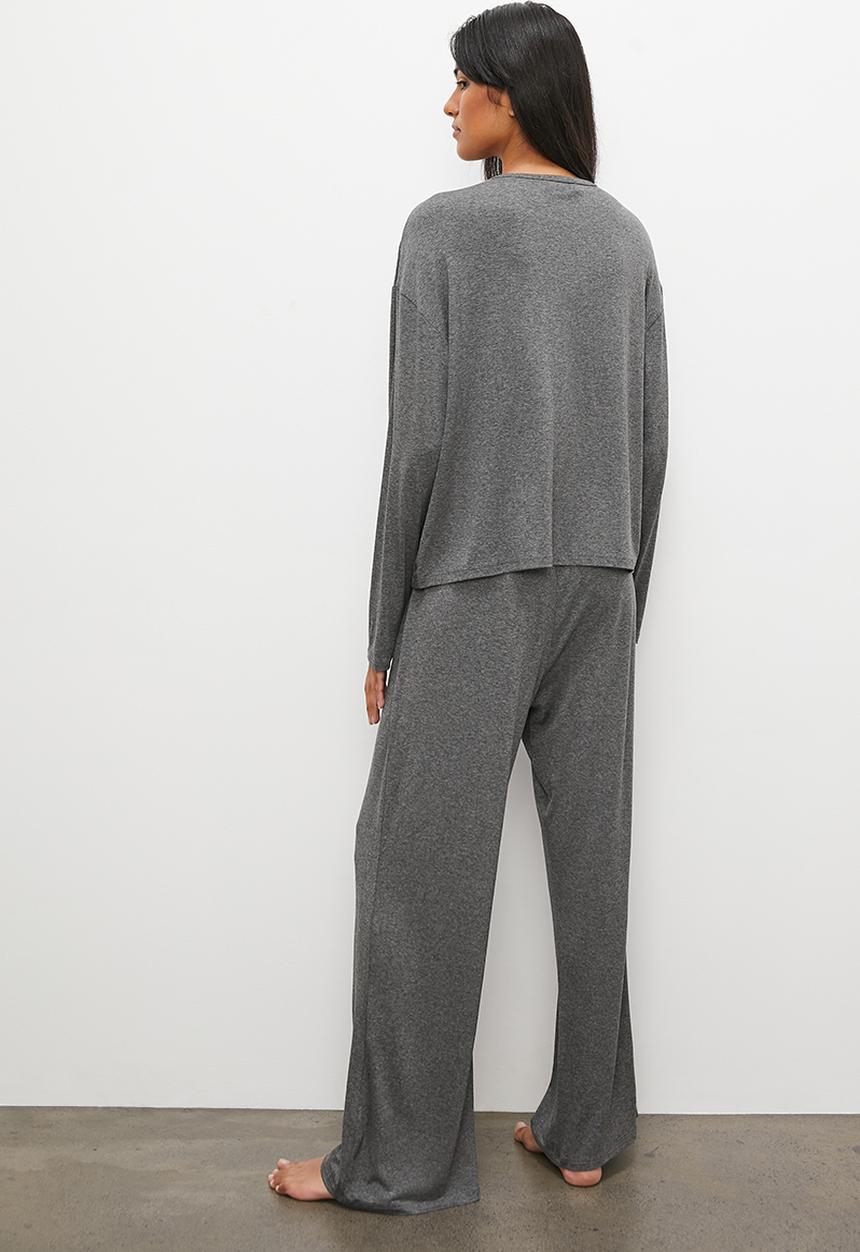 Superbalist - Long sleeve knit top & pant set - charc mel