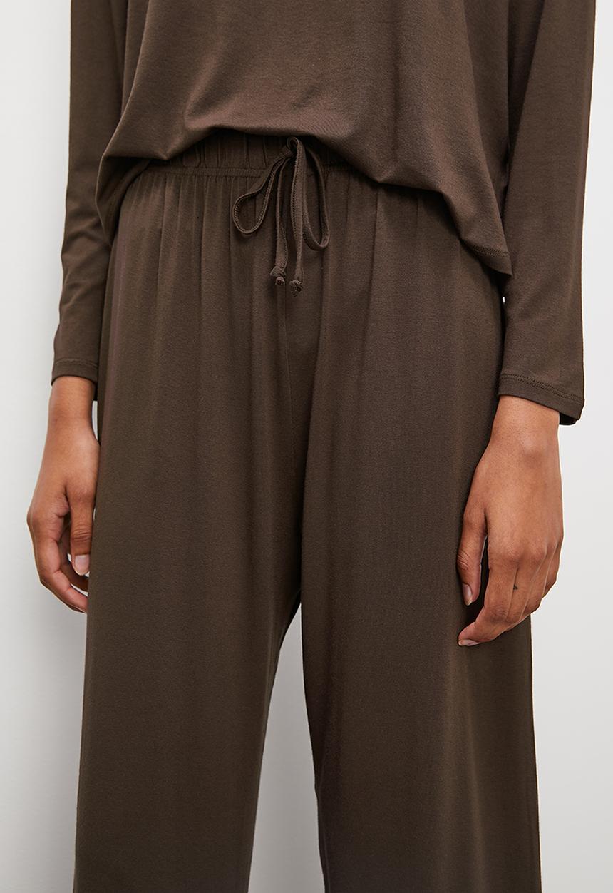 Superbalist - Long sleeve knit top & pant set - choc