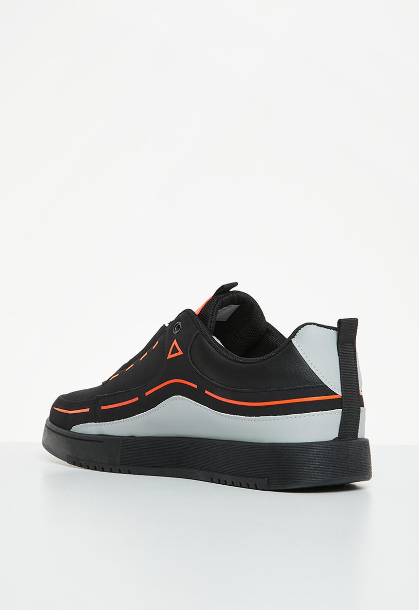 UrbanArt - Kel 1 wax slip-on - black