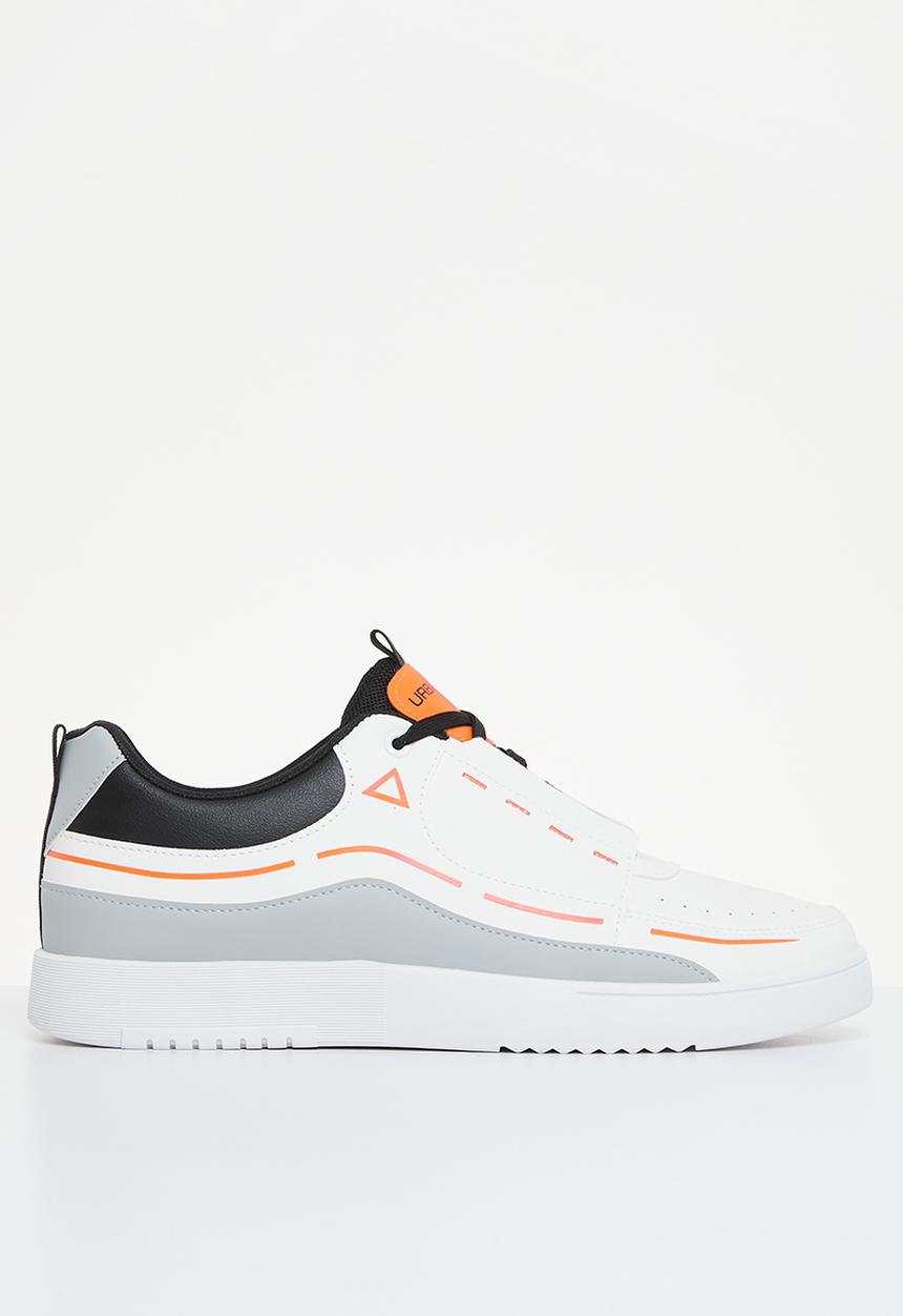 UrbanArt - Kel 1 wax slip-on - white