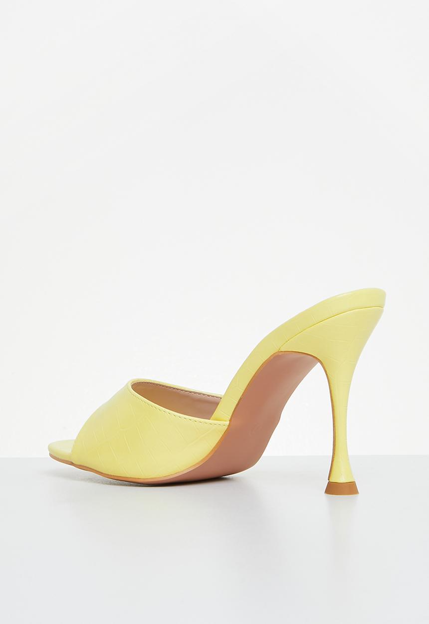 Gemma band mule - butter yellow