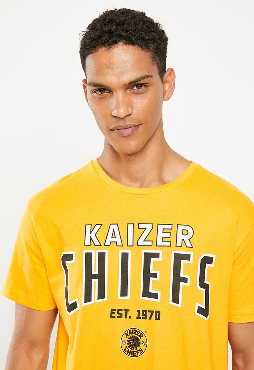 Kaizer Chiefs - Urban Edition - Collegiate letters T-shirt - kc gold 