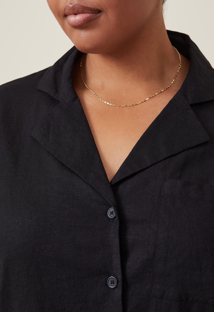 Cotton On - curve haven short sleeve shirt - black