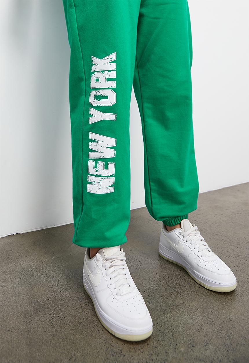 Blake - Graphic trackpants - green