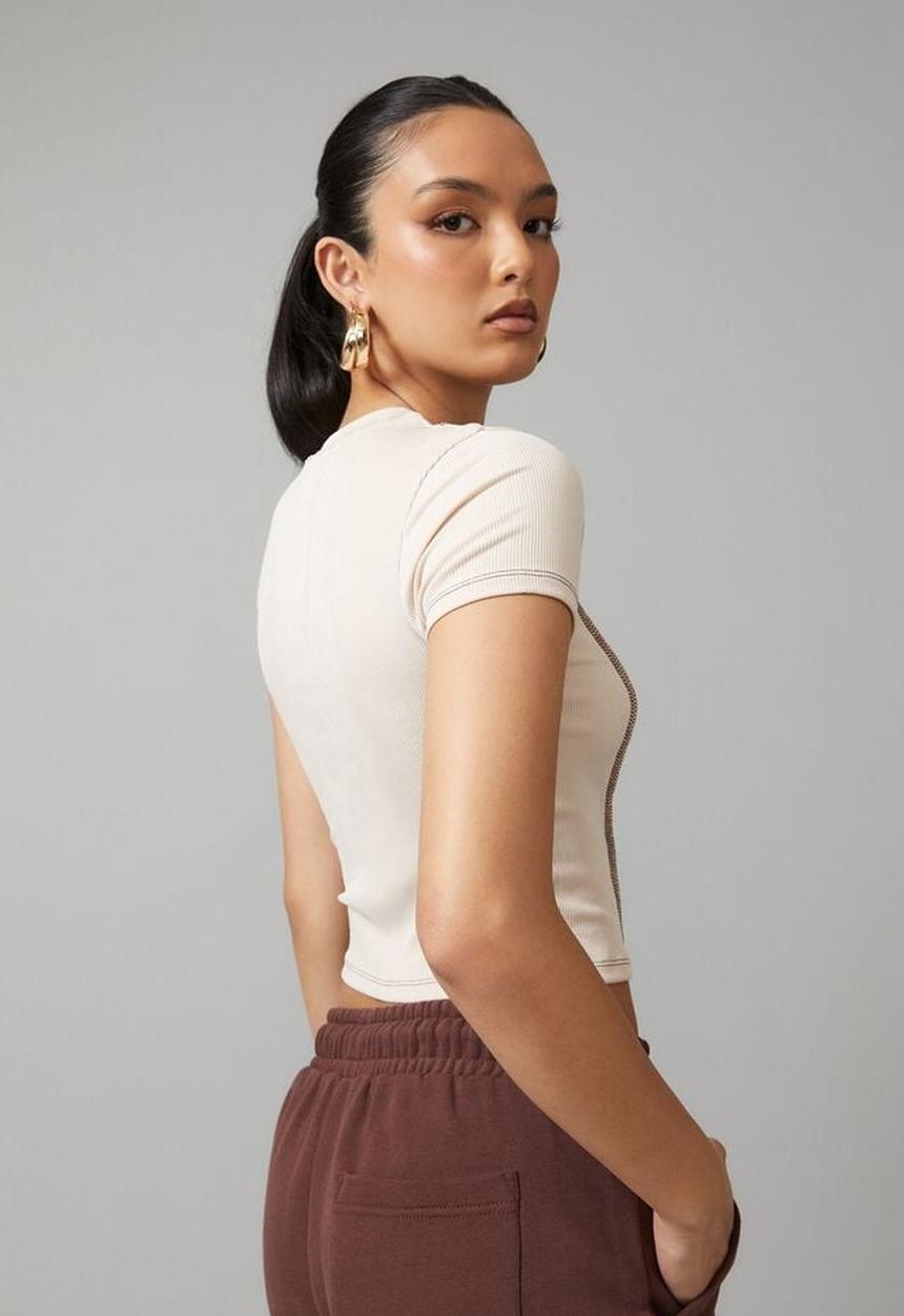 Factorie - Exposed seam short sleeve - light stone/deep mahogany