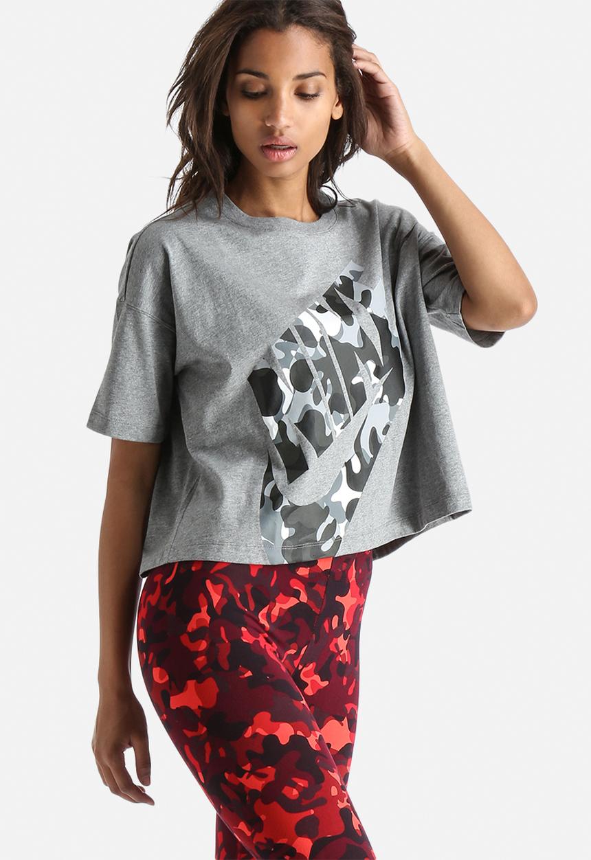 Nike - Nike Cropped Camo Tee