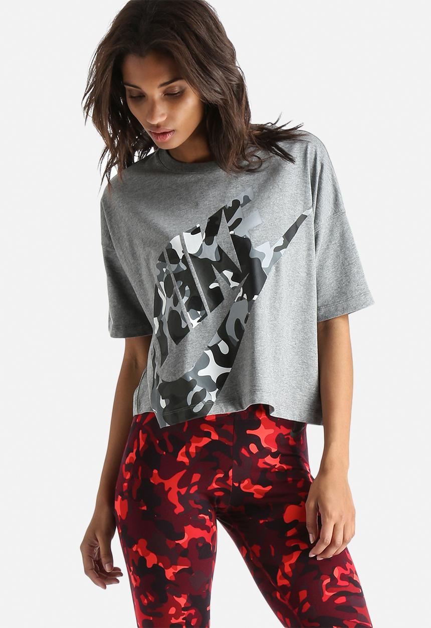 Nike - Nike Cropped Camo Tee