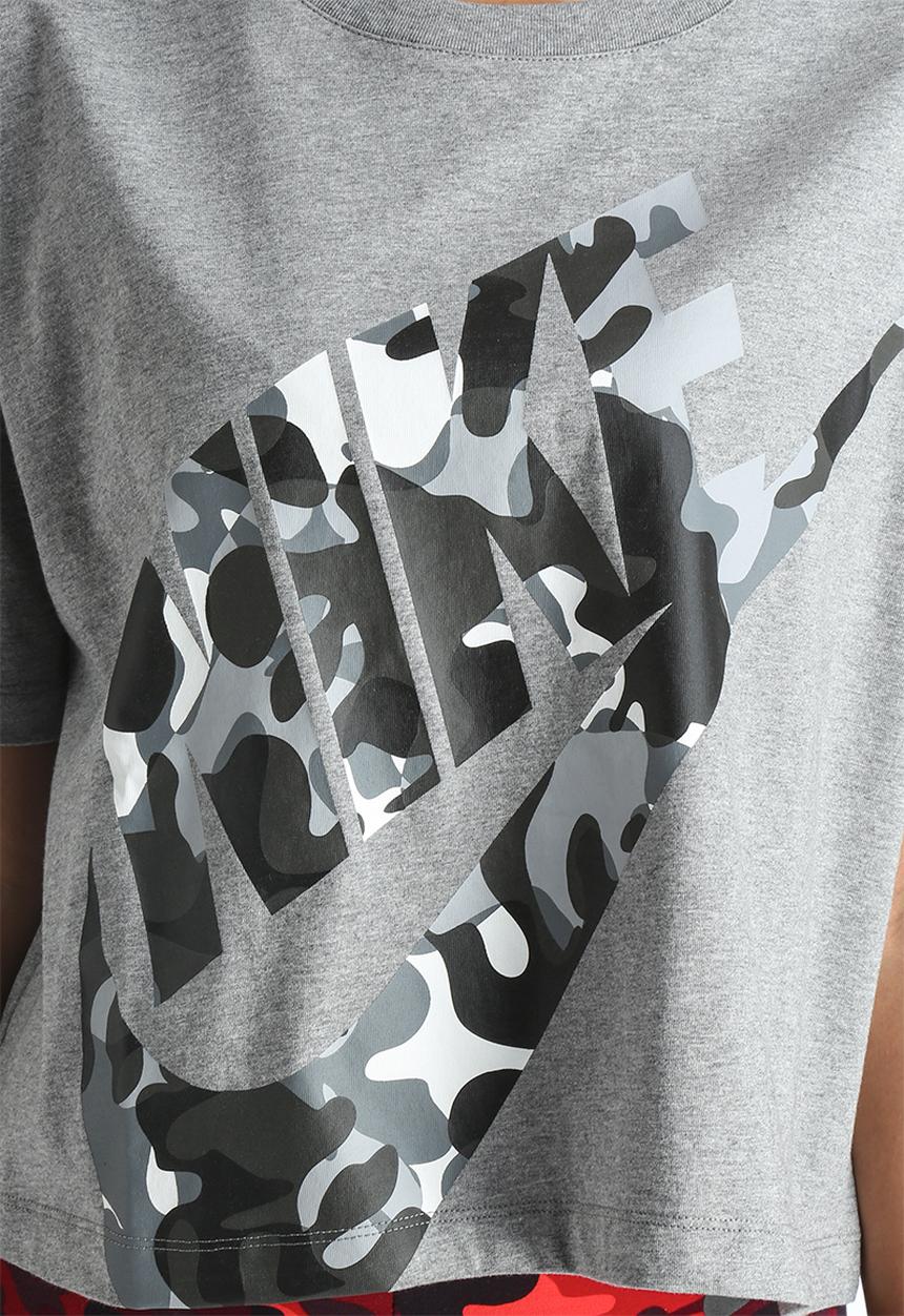 Nike - Nike Cropped Camo Tee