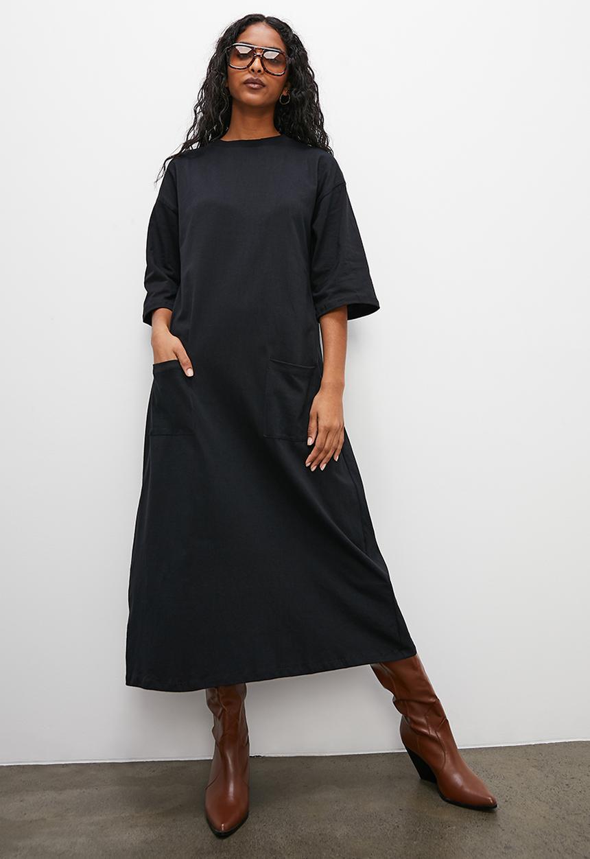 Superbalist - Midi tee dress with pockets - black