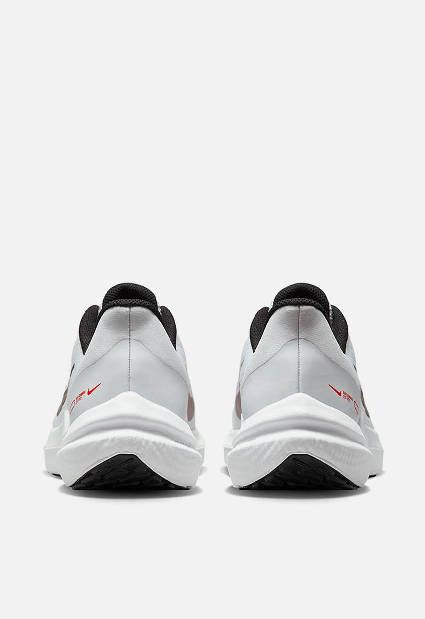 Nike - Air Winflo 9