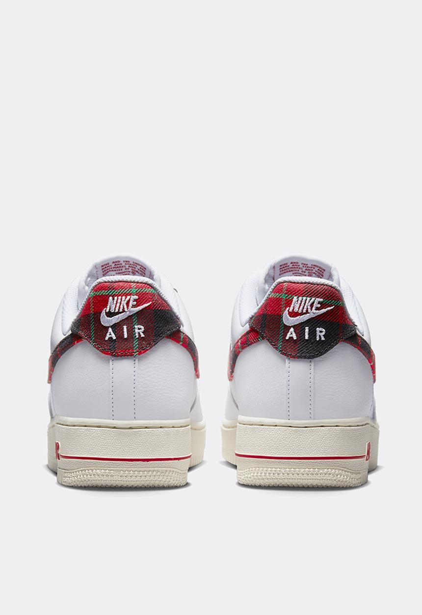 Nike - Air Force 1 '07 LV8