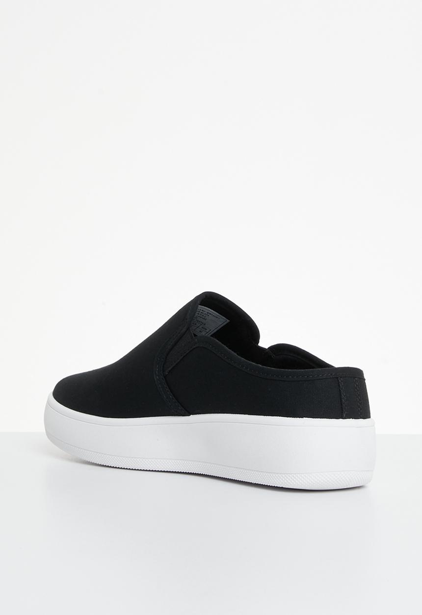 edit - Sophie slip on sneaker - black