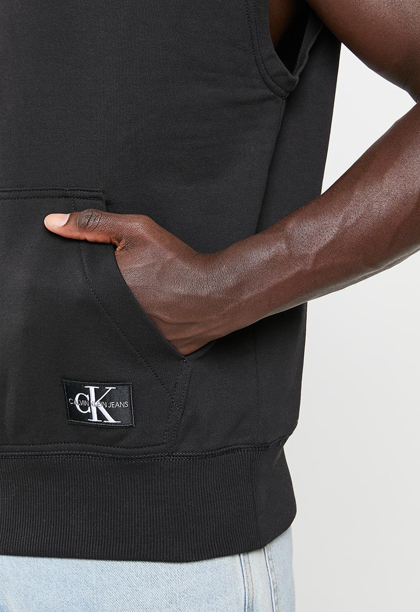 Calvin Klein - Monogram badge sleeveless hoodie - ck black