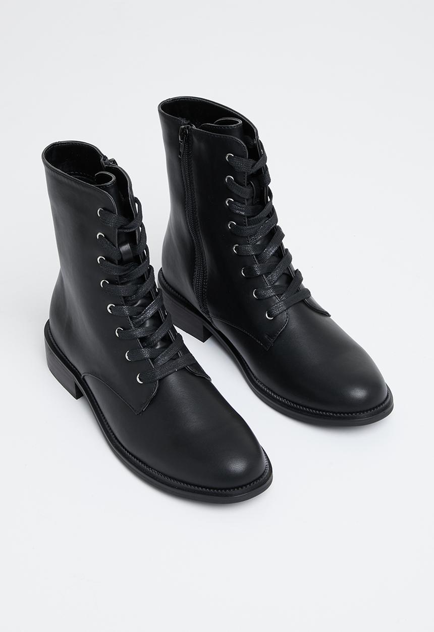 dailyfriday - Bess lace up boot - black