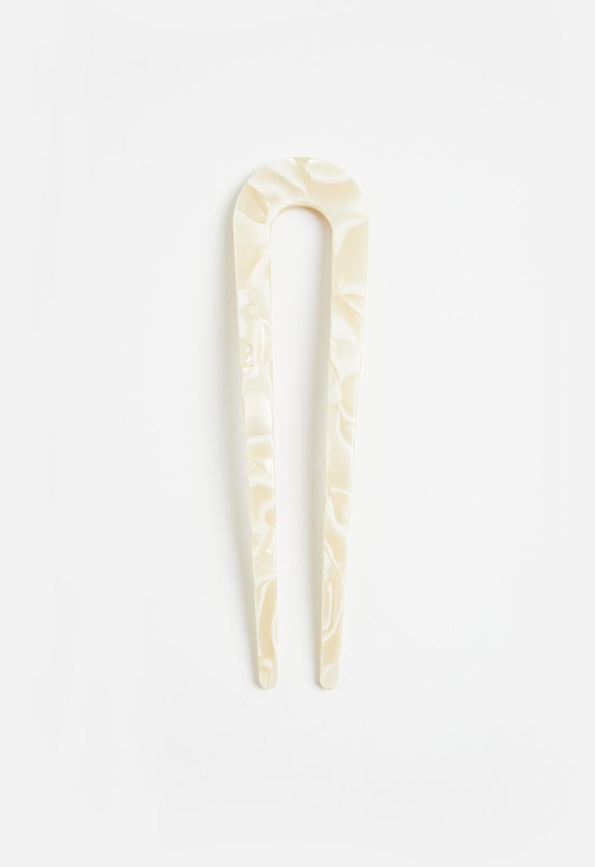 Cotton On - Mia hair fork - white marble