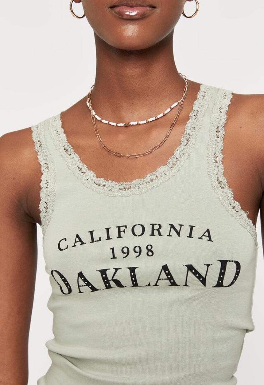 Supré  - Lainey lace graphic cami - matte green & oakland