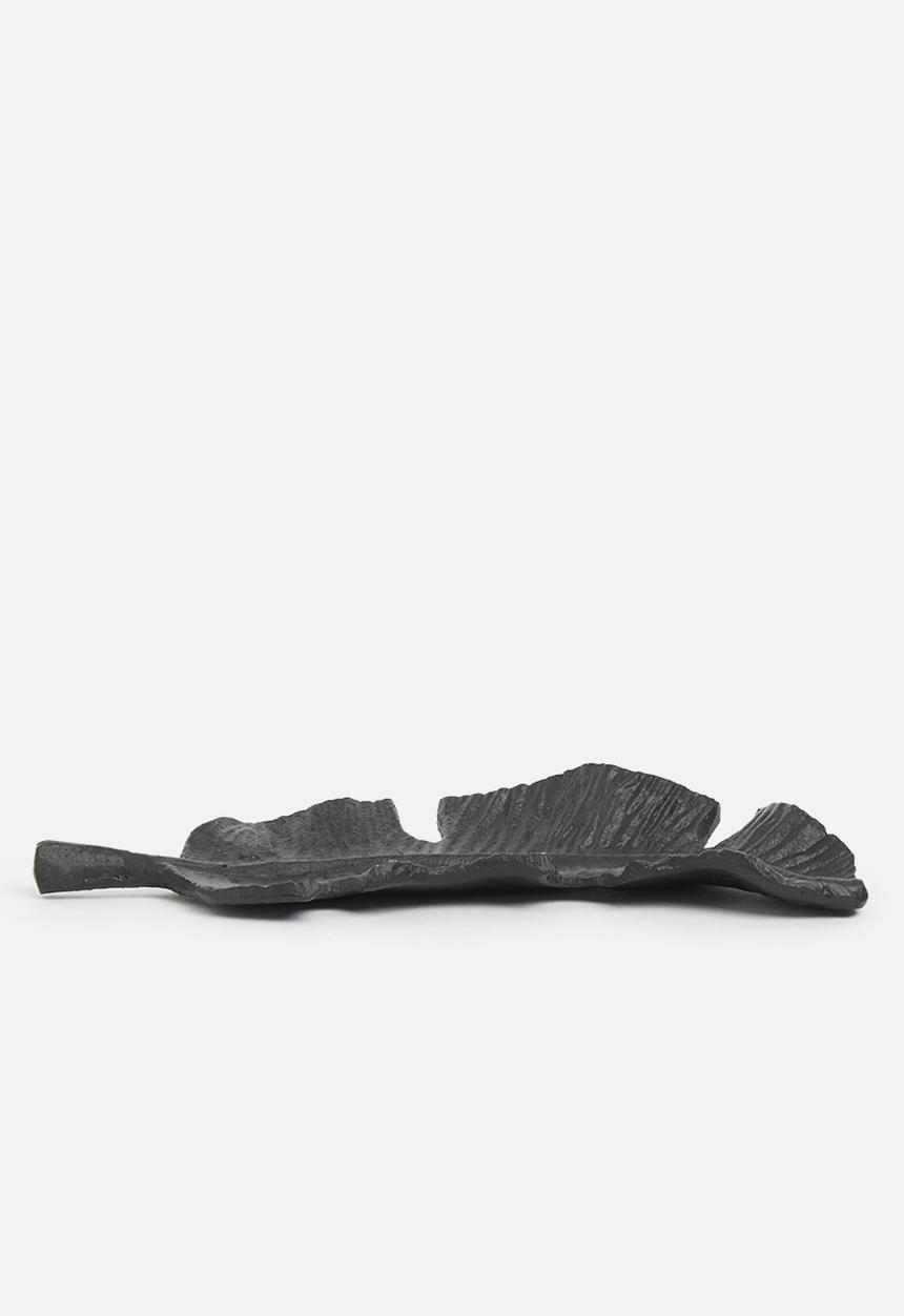 H&S - Oak leaf tray - black