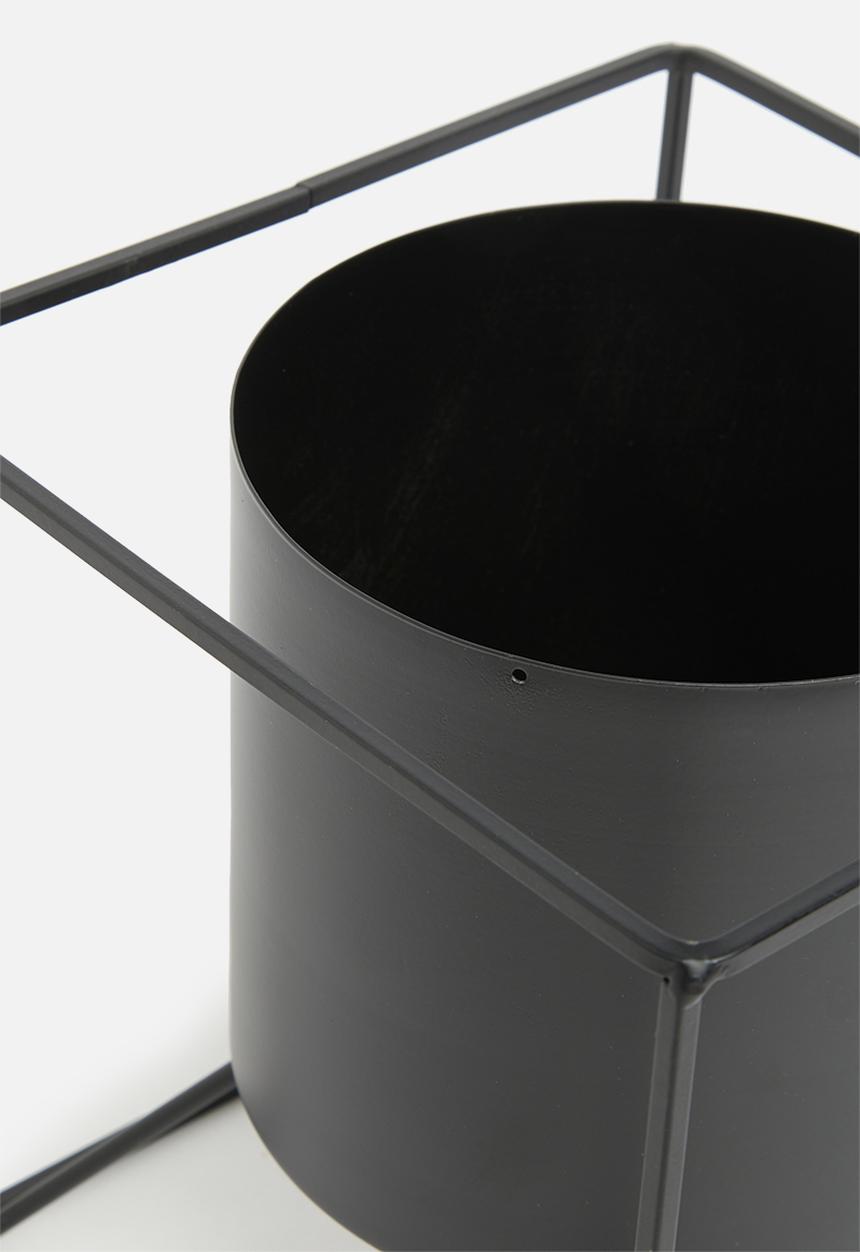 H&S - Flowerpot holder- black