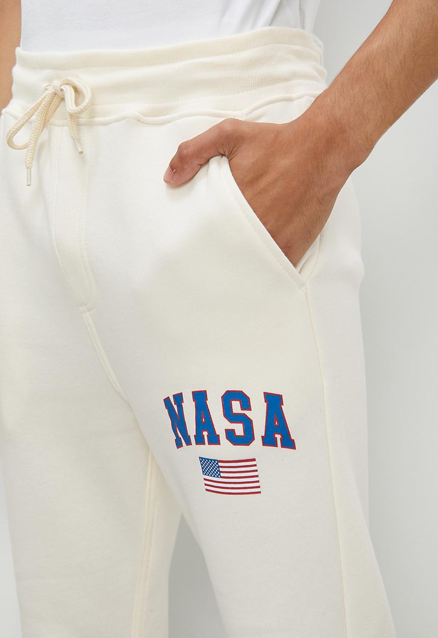 Superbalist - Madrid slim fit nasa print sweatpants - ecru