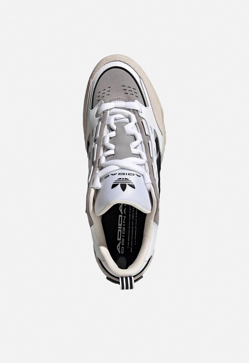 adidas Originals - Adi2000