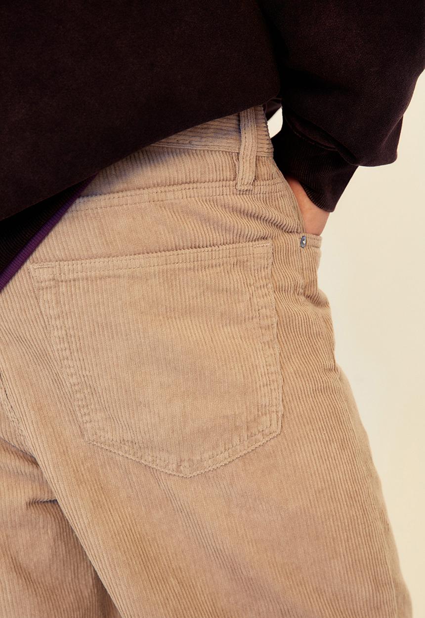 H&M - Loose fit corduroy trousers - beige