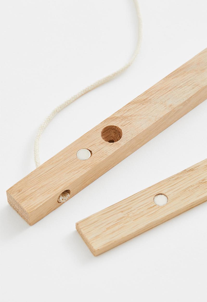 H&M - Small wooden frame mount - beige