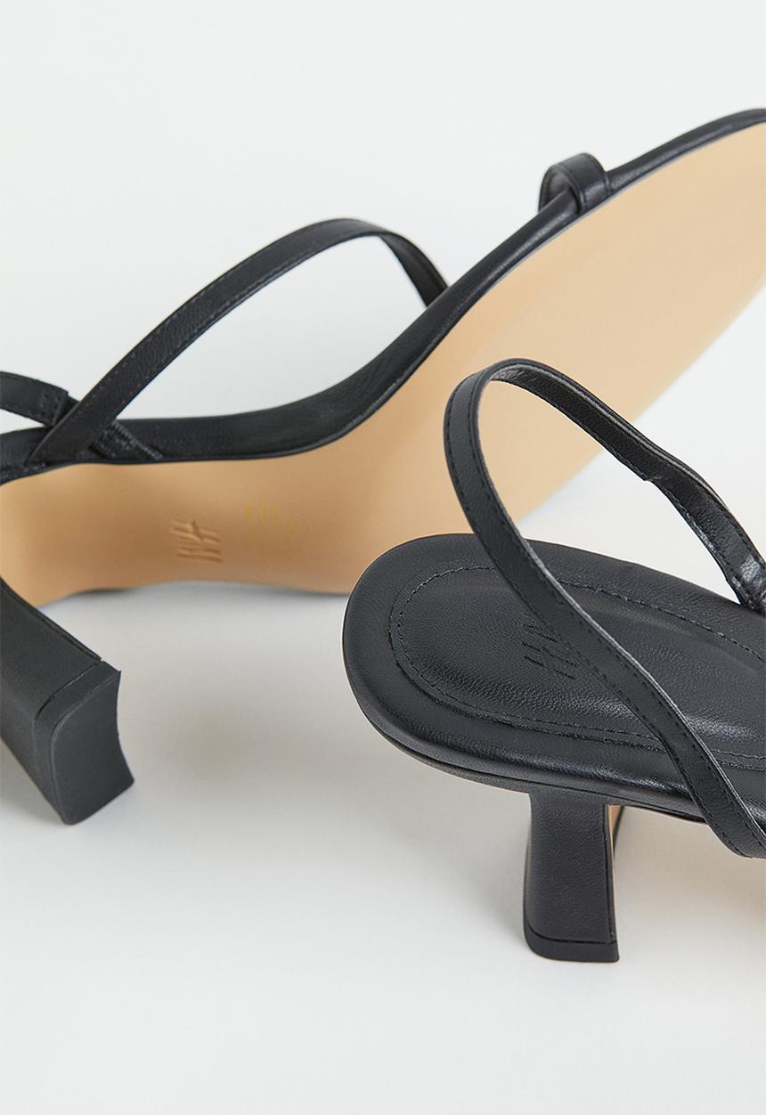 H&M - Sandals - black