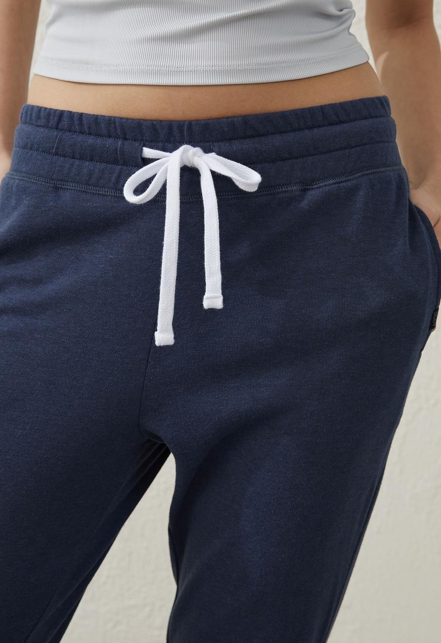 Cotton On - Lifestyle cropped gym track pants - midnight marle