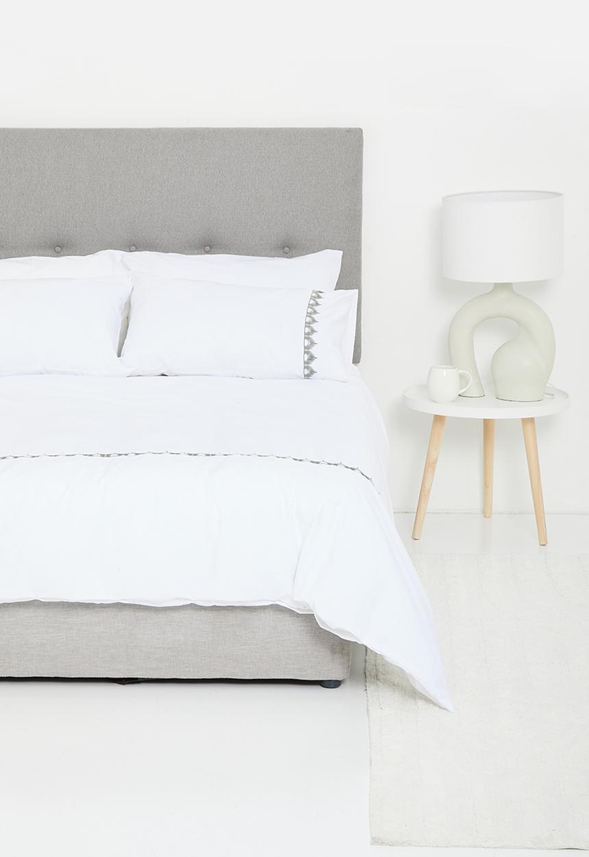 Sixth Floor - Marvin embroidered cotton duvet cover set - green