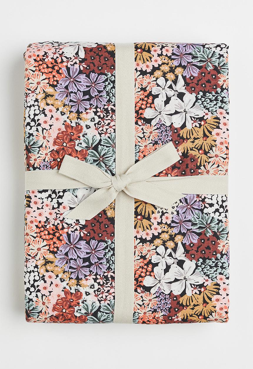 H&M - Floral duvet cover set - black/multi