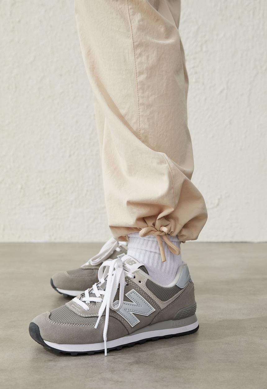 Cotton On - Woven cargo pants - parchment