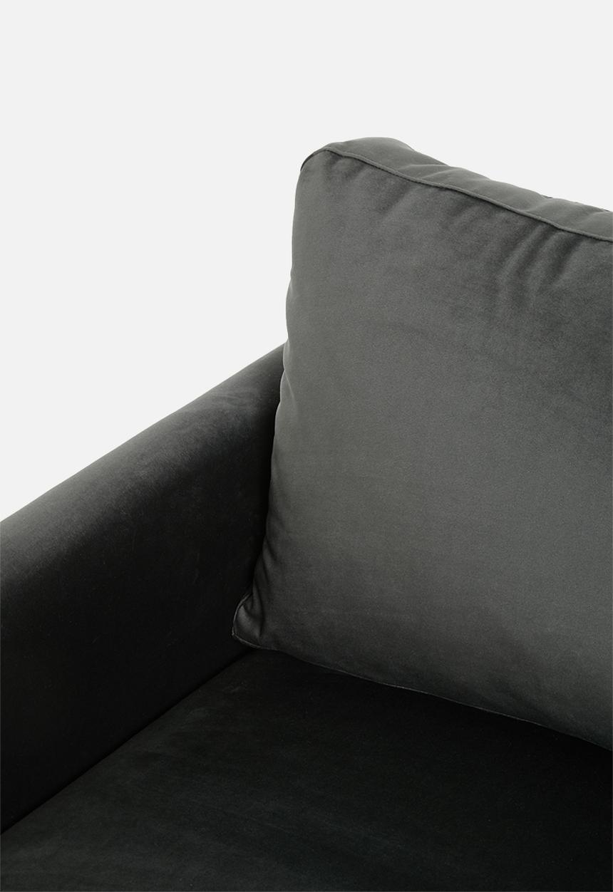 Sixth Floor - Hadley 3 seater - black