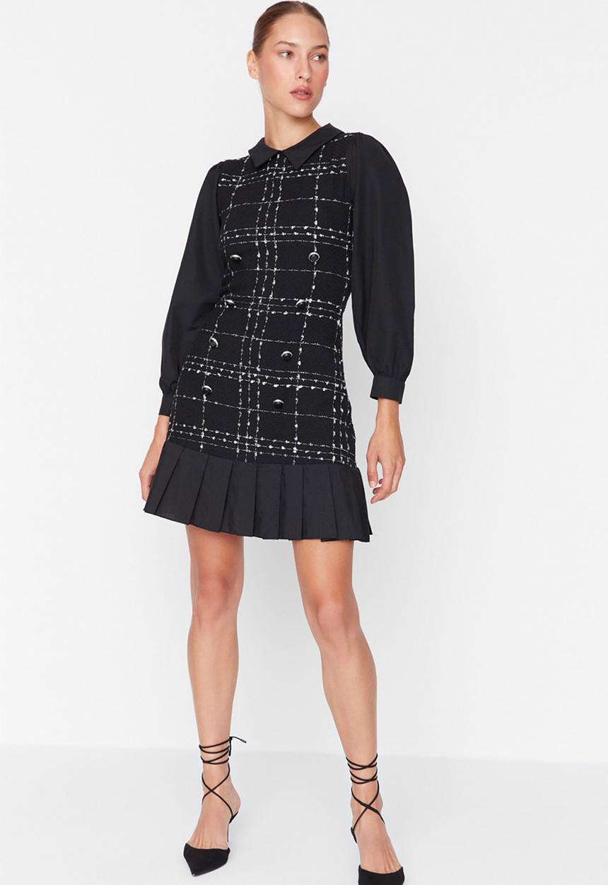 Trendyol - Collar detailed flared hem dress - black