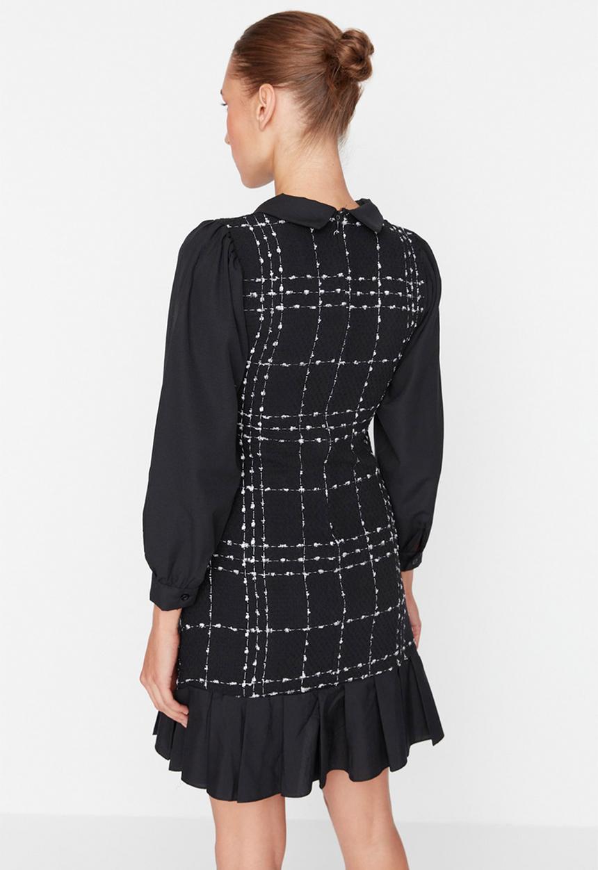 Trendyol - Collar detailed flared hem dress - black